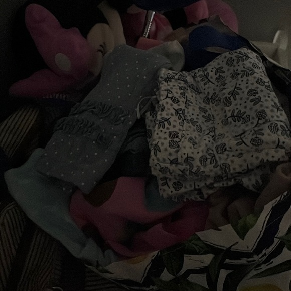 Baby girl clothes 6m to 1 year - Picture 1 of 1